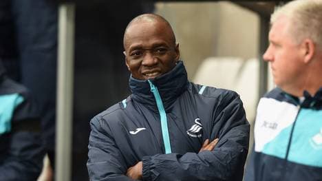 Claude Makelele (links) übernimmt den AS Eupen