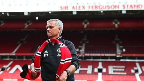 Manchester United Officially Introduce Jose Mourinho as Their New Manager