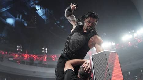 Roman Reigns bleibt WWE in den kommenden Jahren erhalten