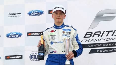 Dem 18-jährigen Billy Monger wurden nach einem Unfall beide Unterschenkel amputiert
