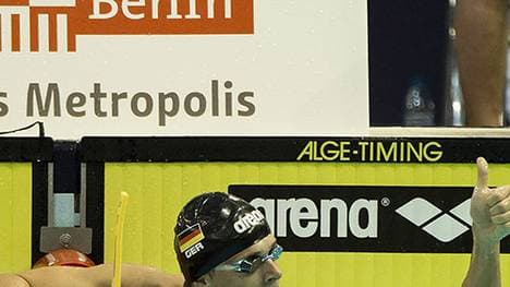 Jan-Philip Glania holt die Bronze-Medaille über 100 Meter Rücken
