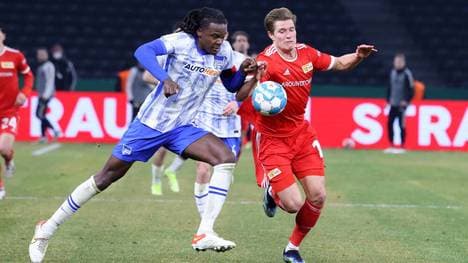 Dedryck Boyata (l.) spielt seit Juli 2019 für Hertha BSC