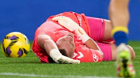 Jasper Cillessen muss offenbar notoperiert werden