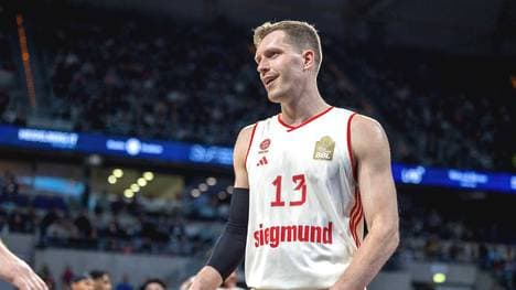 Andreas Obst und die Bayern fahren einen wichtigen Pflichtsieg ein