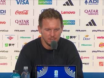 Manuel Neuer steht nach der 1:2-Niederlage des DFB-Teams gegen Ecuador in der Kritik. Nach der Partie bezieht Bundestrainer Julian Nagelsmann Stellung dazu, ob er die Gegentore als Torwart-Fehler gesehen hat.