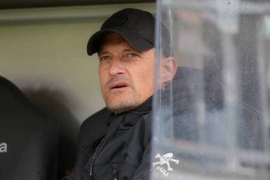 Bundesliga-Absteiger trennt sich von Trainer