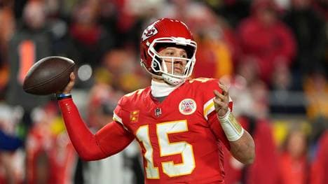 Patrick Mahomes kämpft um den Sieg im Superbowl