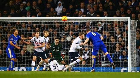 Robert Huth trifft per Kopf zum Sieg gegen Tottenham Hotspur