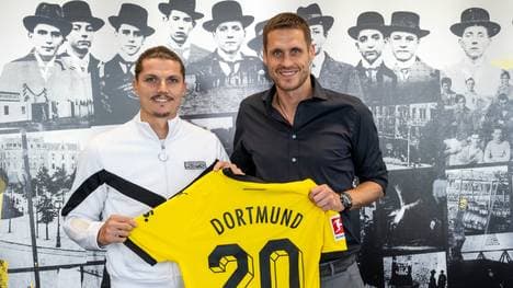 Marcel Sabitzer mit BVB-Sportdirektor Sebastian Kehl
