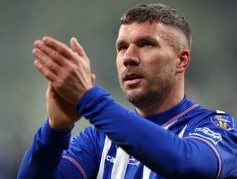 Podolski investiert bei Herzensverein