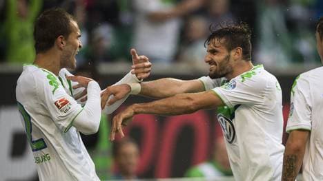 Bas Dost (l.) und Daniel Caligiuri beim Torjubel