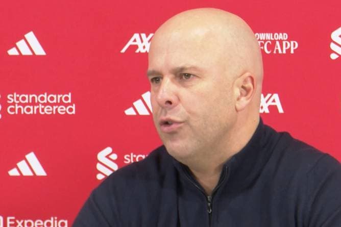 Slot über Geste für Jota: "Die Fans machen die Liga besonders!"