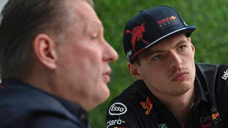 Max Verstappen (r.) hatte es in seiner Kindheit und Jugend unter seinem Vater Jos nicht immer leicht