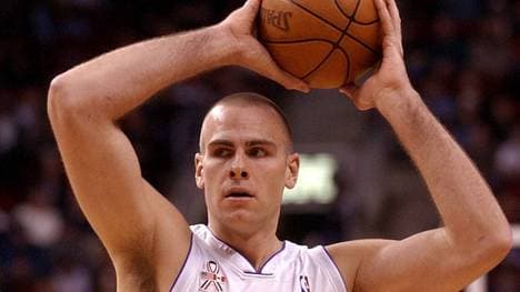 Eric Montross spielte 1996 auch kurz für die Dallas Mavericks