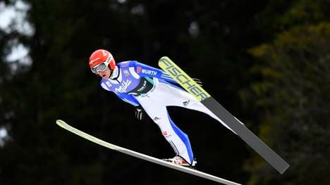 Richard Freitag fährt mit dem Gelben Trikot zur Vierschanzentournee