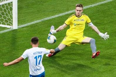 Held trotz zehn Gegentoren! Corona-Irrsinn in Russland