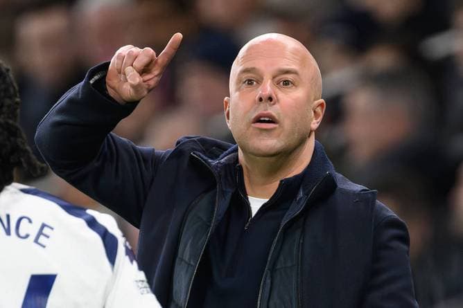 Isak-Schock: Slot beschuldigt Gegner!