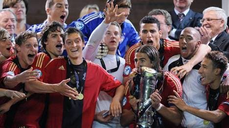 Höwedes, Hummels, Özil, Neuer, Khedira, Boateng - unter den deutschen U21-Helden von 2009 waren große Namen