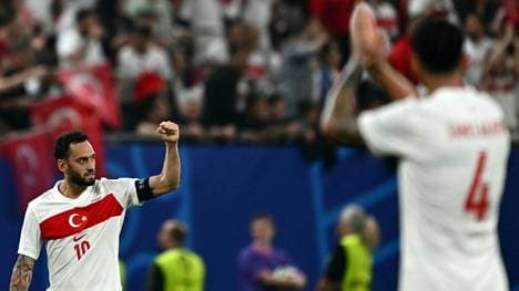 Glanzvolle Rückkehr nach Hamburg: Hakan Calhanoglu