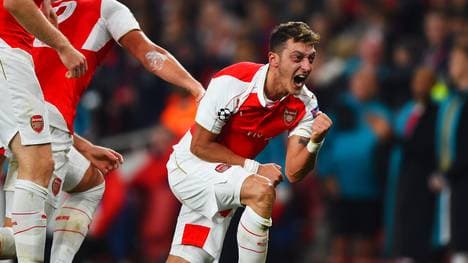 Arsenal FC v FC Bayern Munchen - UEFA Champions League