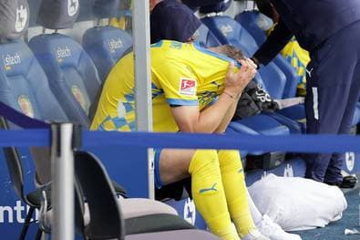 Eintracht taumelt mit Debakel in die Relegation