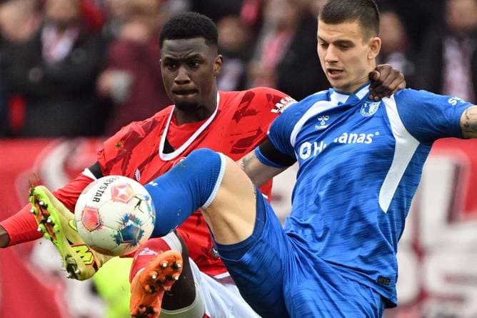 Lautern verliert Anschluss nach oben