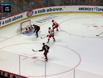 Die Ottawa Senators verlieren 1:2 gegen die Carolina Hurricanes und setzen damit ihren Negativtrend fort. Eine weitere Niederlage würde das Playoff-Aus für das Team um den Deutschen Tim Stützle bedeuten. 