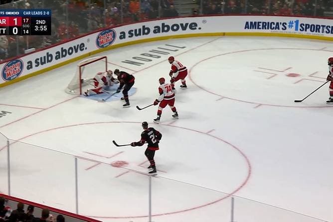 Deutschem NHL-Star droht nun das Playoff-Aus