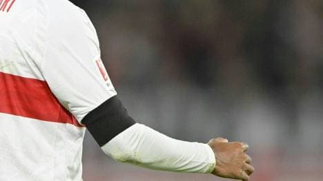 Trauerflor in der Liga