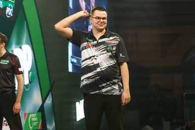 Van Veen gewinnt irres Halbfinal-Spektakel