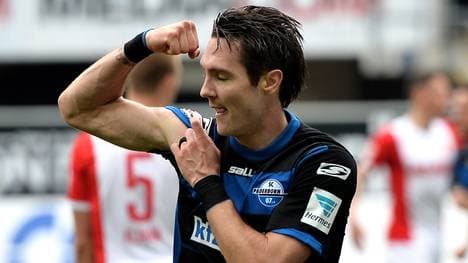 Srdjan Lakic-SC Paderborn 07-FC Augsburg-Bundesliga