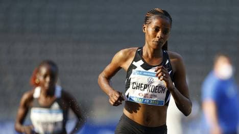 Beatrice Chepkoech stellt  Weltrekord über 5km auf