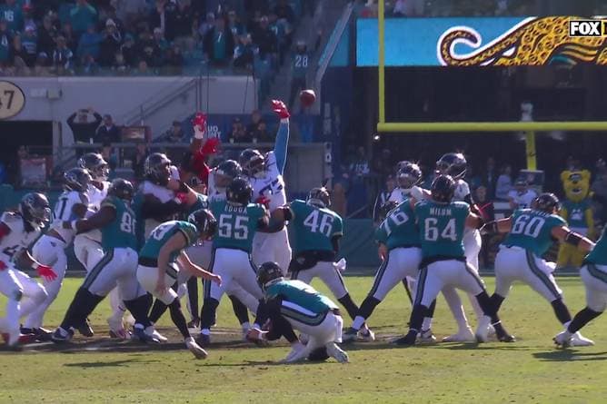 Monster-Kicker schlägt wieder zu - und feiert sich selbst!