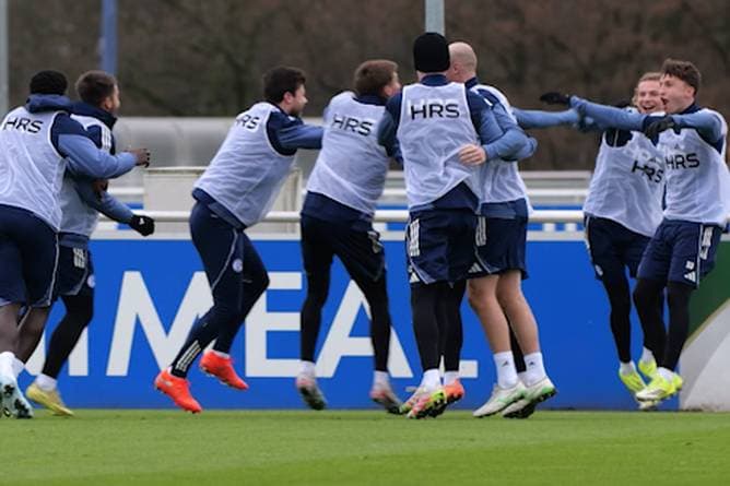 "Schalke geht als Top-Favorit ins Aufstiegsrennen 2026"