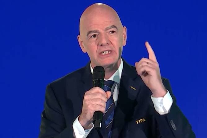  FIFA-Boss kündigt Großes an