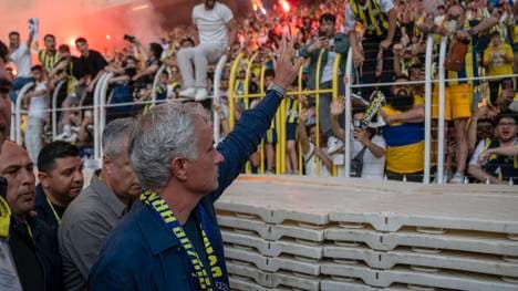 José Mourinho trainiert jetzt Fenerbahce Istanbul