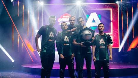 Auf den Dreamleague Season 12 Finals kämpften vergangenes Wochenende sechs Teams um 250.000 $. Auch drei deutsche Spieler waren mit dabei. 
