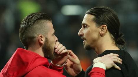 FBL-EUR-C3-AJAX-MAN UTD