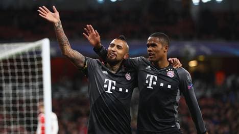 Arsenal FC, FC Bayern München, UEFA Champions League Achtelfinale, Arturo Vidal, Douglas Costa