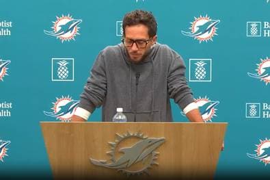 Dolphins rasieren ihren Star-Quarterback