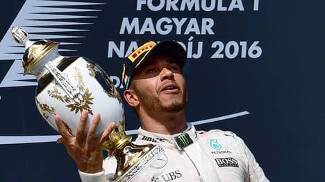 AUTO-PRIX-F1-HUN-PODIUM