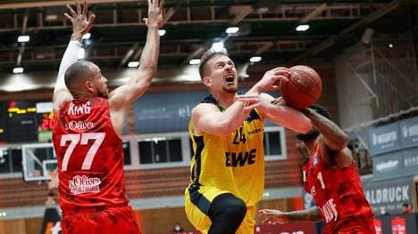 Rasid Mahalbasic (M.) sucht sich einen neuen Verein