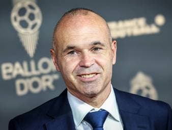 Fix: Iniesta tritt ersten Trainerjob an