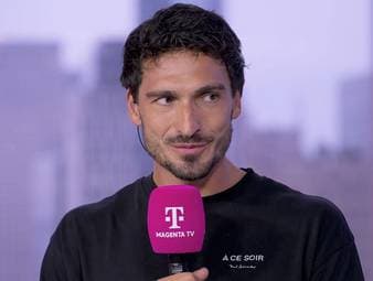 Deutschland ist im letzten WM-Gruppenspiel bereits als Gruppensieger durch. Könnte im Zuge einer Rotation jetzt die große Stunde für Oliver Baumann schlagen? Die Meinung von Mats Hummels zu diesem Thema könnte einige überraschen.