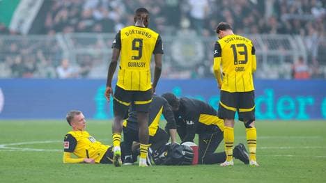 Maxmilian Beier wurde auf dem Rasen behandelt