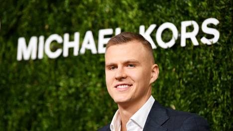 Kristaps Porzinigs wird in diesem Jahr sein Debüt für die Dallas Mavericks feiern