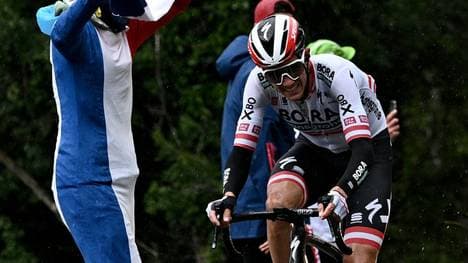 Patrick Konrad gewinnt die 16. Etappe