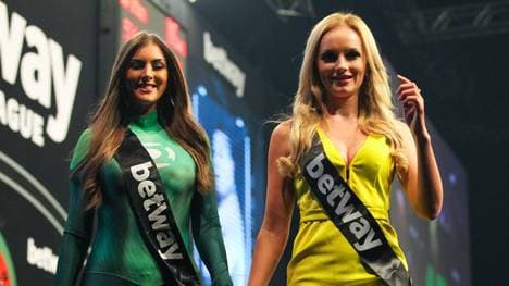Die Walk-on-Girls wurden 2018 in der PDC abgeschafft