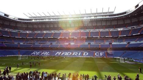 FC Bayern Muenchen - Training & Press Conference
