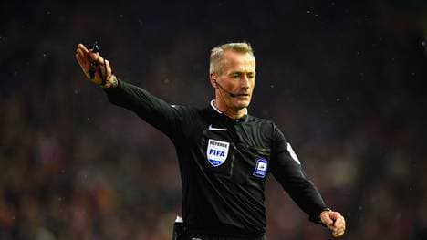 Martin Atkinson pfeift Schalkes Partie gegen Real Madrid